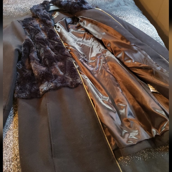 Thalia Sodi Fur Jacket - Picture 2 of 6